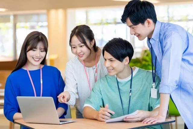 未経験からエンジニアへ！ゼロから“手に職”を実現◎年間休日120日以上で、プライベートも充実！＜神奈川県＞