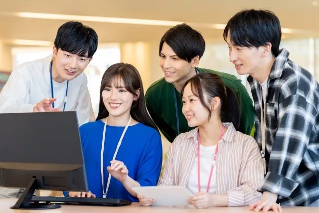 製造経験者歓迎◎生産技術サポート業務！年休120日以上